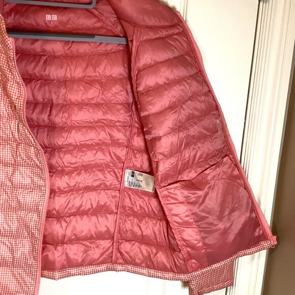 Uniqlo Girls Women's Packable Puffer Down Feather Jacket Fold-Away Featherweight - Picture 5 of 11